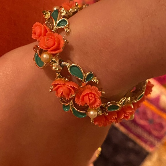 🌴Vintage Celluloid Rose Necklace and Bracelet Combo - Picture 2 of 5